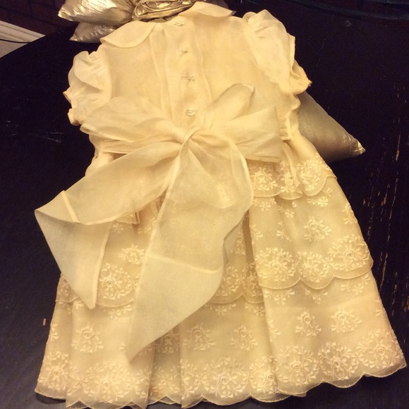 Girls dress - Picture 4 of 4