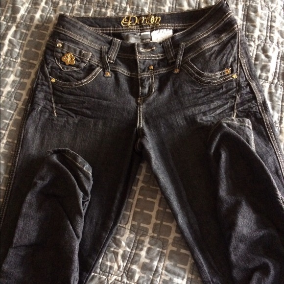 Jeans - Picture 2 of 3