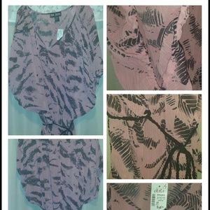 Lightweight, oversized pink prink top PLUS