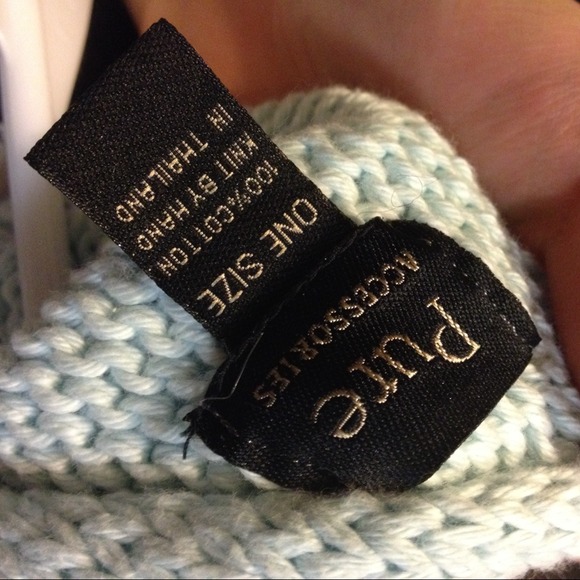 Baby blue knit button wrap/scarf - Picture 3 of 3