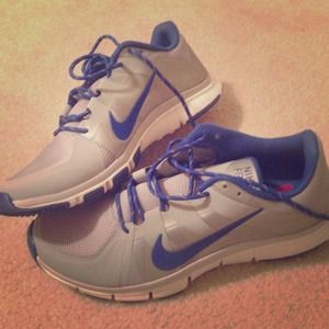 Nike Free 5.0! Worn once- inside