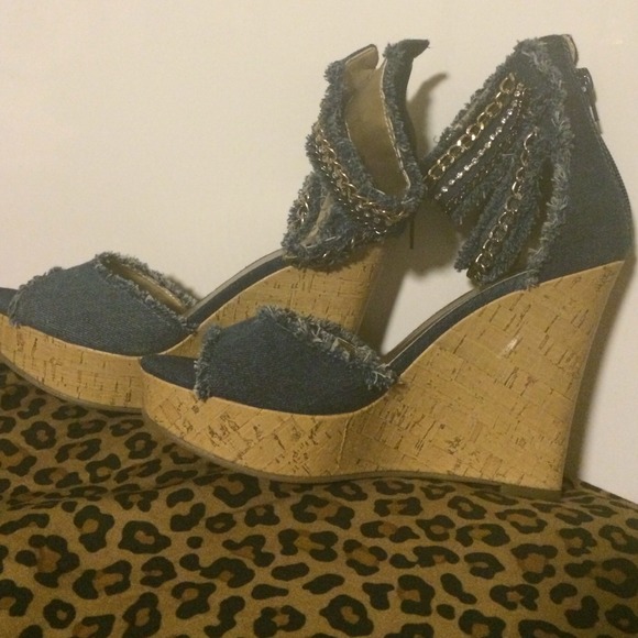 GUESS SHOES!!👠💄