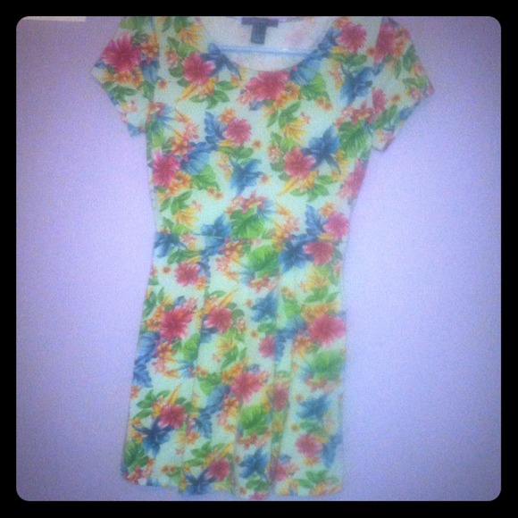 🌀TRADED 🌀 Light blue floral Skater dress
