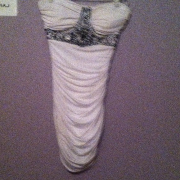 White bebe body con strapless dress w beading