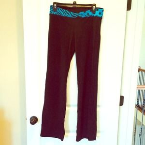 Vs yoga pants