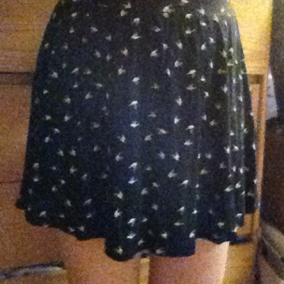 Skater skirt in hummingbird print - Picture 2 of 2