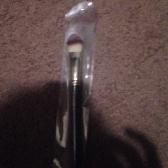 Make up brush 190