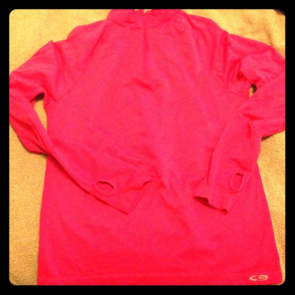 🚫SOLD IN BUNDLE Running top🚫