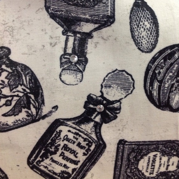 Apron-Isabella - Picture 4 of 4