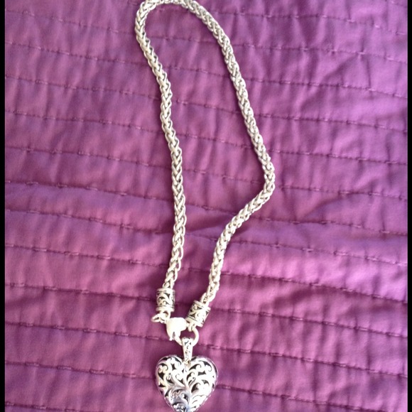 Heart carved necklace rope