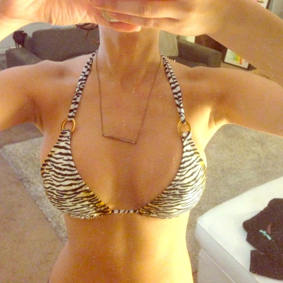 Vix Tiger Print Bikini Top Small
