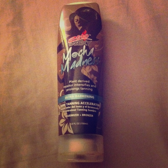 Tanning lotion - Picture 1 of 1