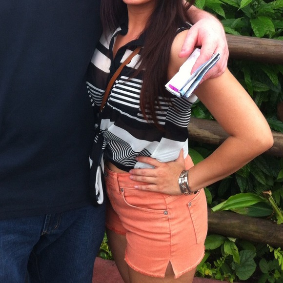 7 for all Mankind high waisted shorts - Picture 1 of 5