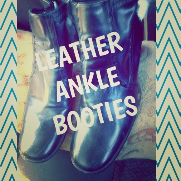 Ankle heeled booties