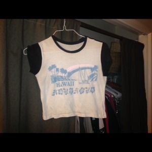 Brandy melville Hawaii crop top $15 pp