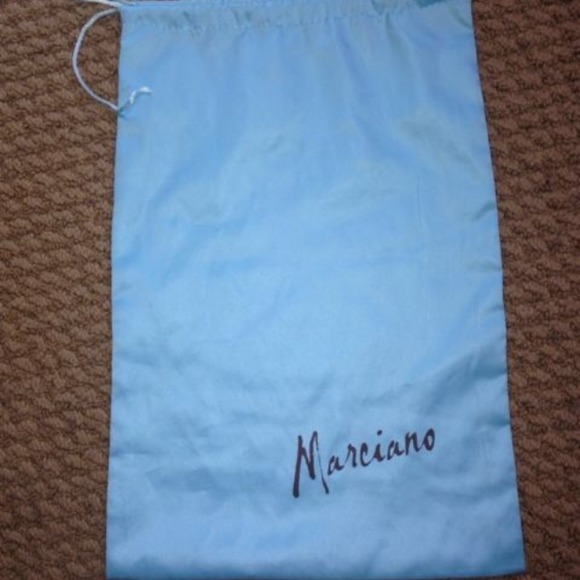 Marciano dust bag dust cover