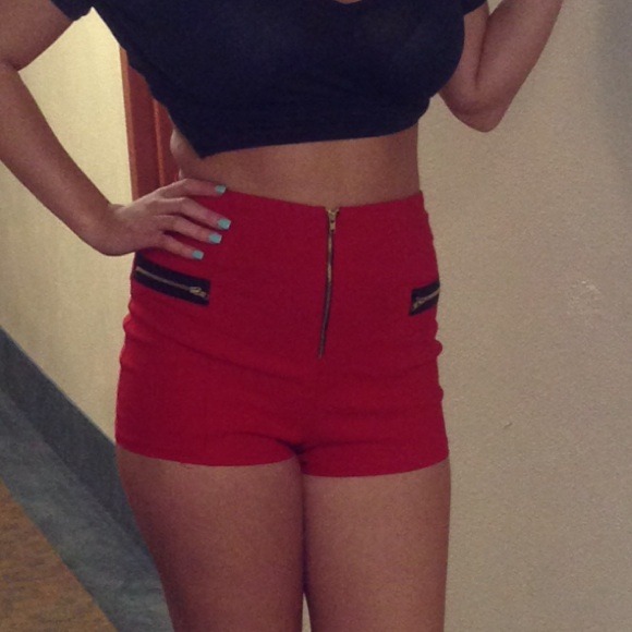 Shorts - Picture 2 of 2