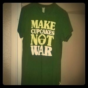 Johnny Cupcakes, yep it was a faze, smh....