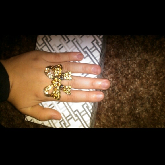 Bow ring - Picture 3 of 4