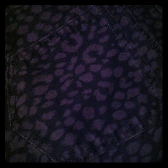 Old navy rock star straight leg leopard jeans