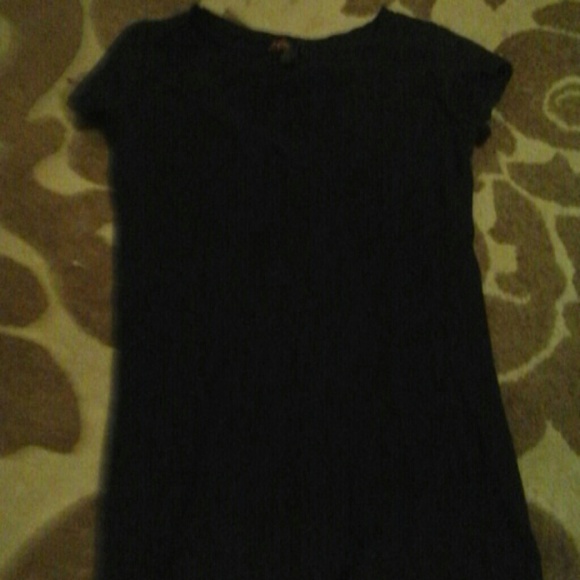 Rue 21 tee