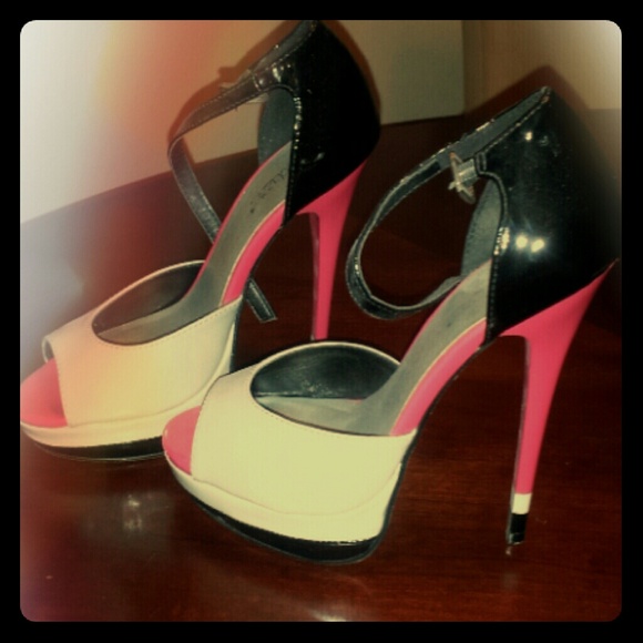 Retro 4 " heels - Picture 1 of 1