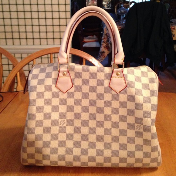 Nice LV grey and white handbag