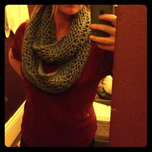 Bdg knit infinity scarf - grey