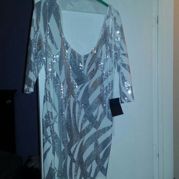 dress - Picture 1 of 1