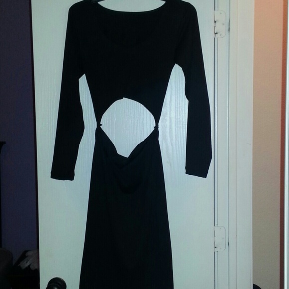 Dress - Picture 1 of 3