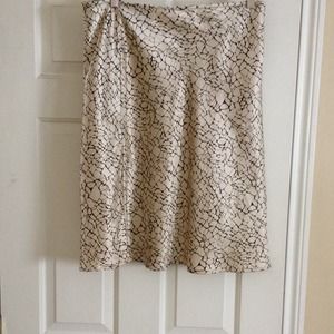 OLD NAVY  Brown and cream skirt.