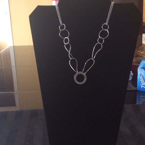 Silver and rhinestone necklace. - Picture 1 of 1