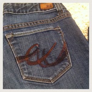 Lowrise Bootcut Jeans