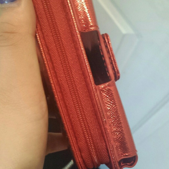 Red cell phone purse - Picture 3 of 3