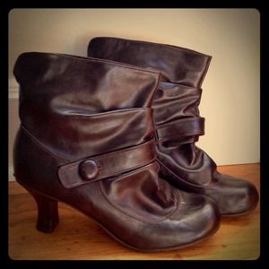 ⭐️Final Sale! Brown Ankle Booties