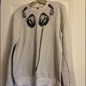 Grey Sweatshirt with Headphone Graphic