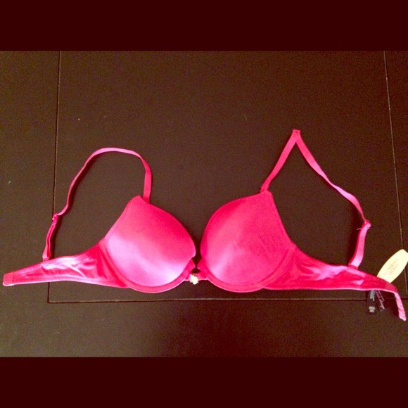 **SOLD****VS 32C Sexy Little Things