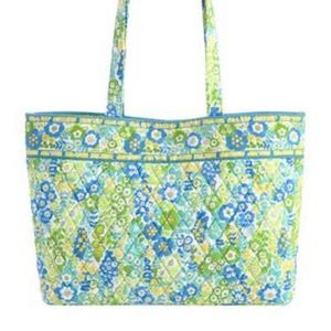 JUST REDUCED AGAIN Vera Bradley bag