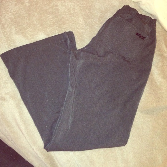Greys anatomy scrub pants. Only worn once!