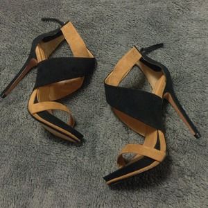 🔻REDUCED 🔻Zara Two-toned Heels US6.5/