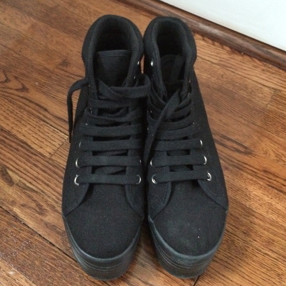 Black Platform Jeffrey Campbells