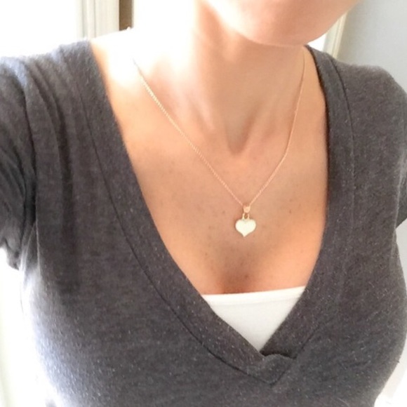 {Gold} color Necklace β’ White Heart Charm π - Picture 2 of 4