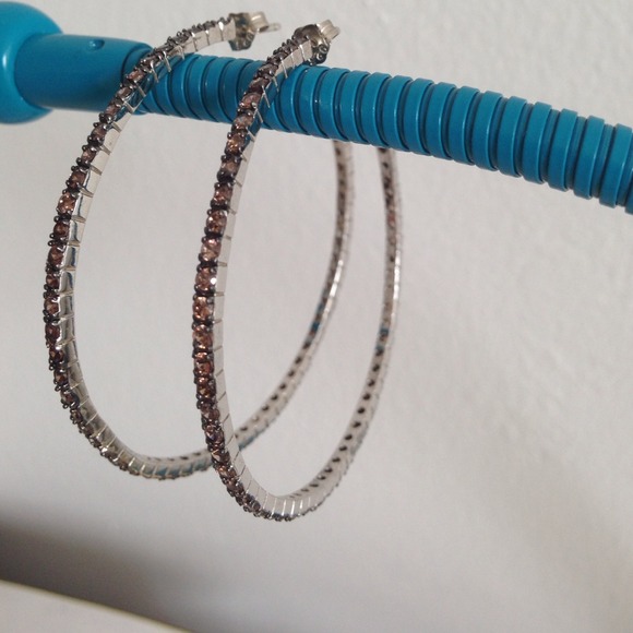 Jewelry - zirconian earings - Picture 2 of 3