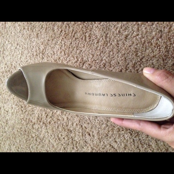 Nude heels - Picture 3 of 4