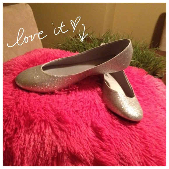 lower east side Shoes - HOST PICK adorable sparkle silver glitter flats
