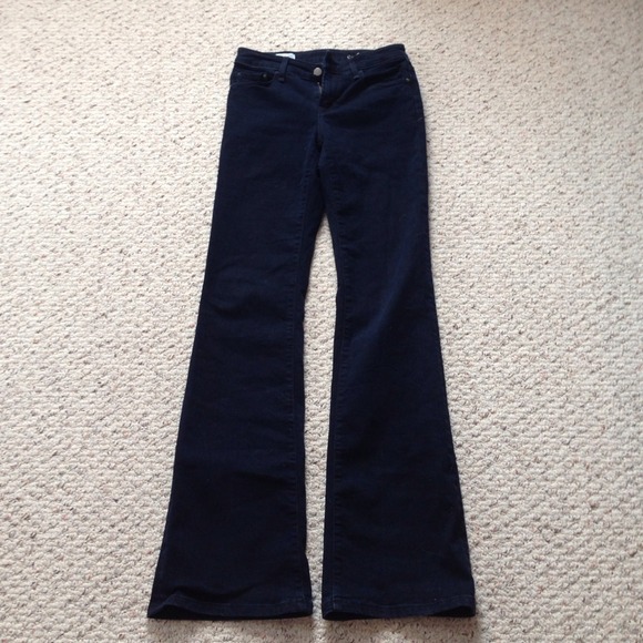 Dark jean Gap modern flare