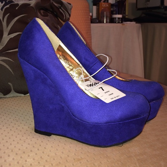 Target mossimo cobalt blue suede wedges.