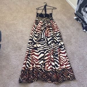 💕Arden b💕💕 halter maxi dress