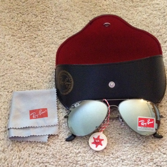 Brand new ray ban aviators RB3025