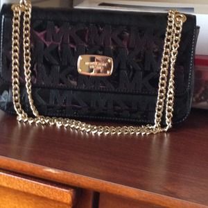 🎀Authentic Michael Kors Purse🎀